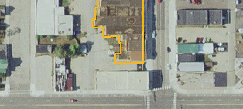 17 Main N Ave