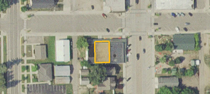 403 Main S Ave