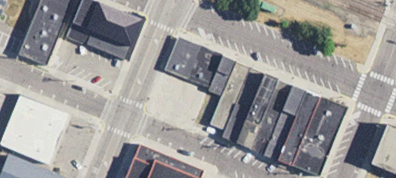1327 Pacific Ave
