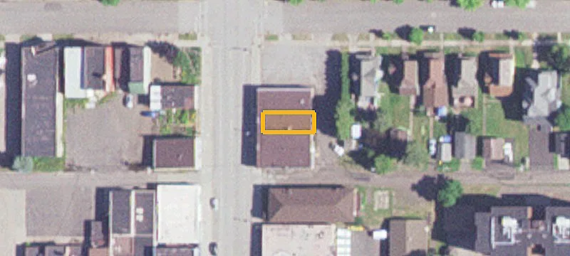 122 Waterfront Dr