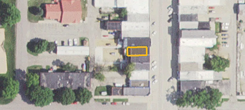 112 Main St
