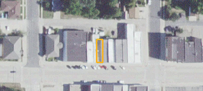 28 Main St