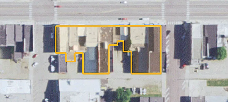 127 Main E St
