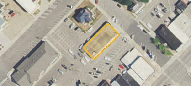 110 2nd W St
