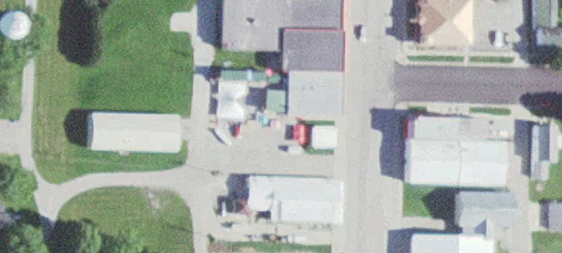 96 Main St