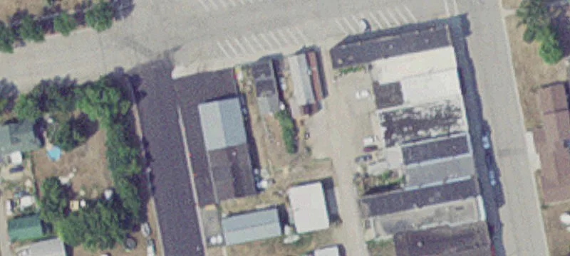 111 4th W Ave
