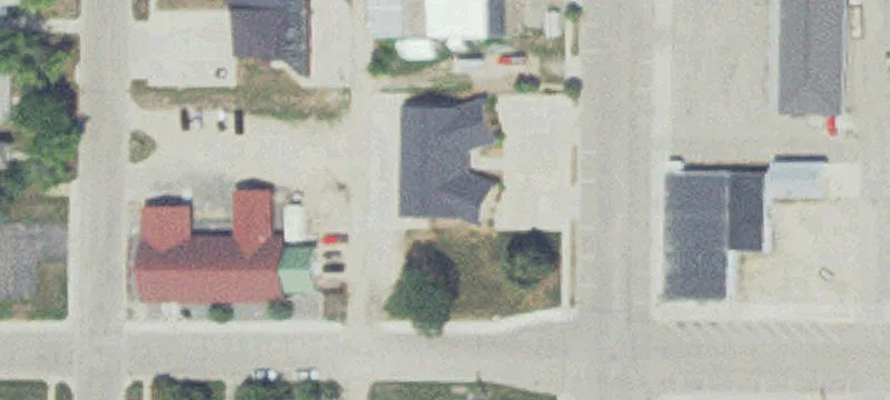 205 2nd NW Ave