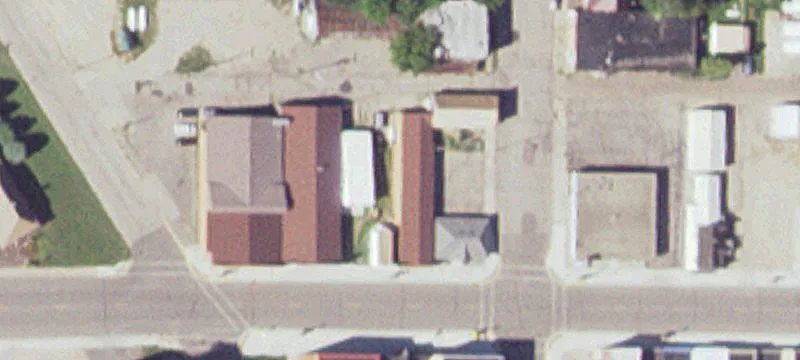 1106 Broadway