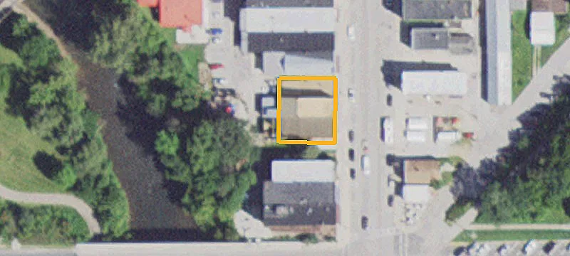 107 Pkwy N Ave