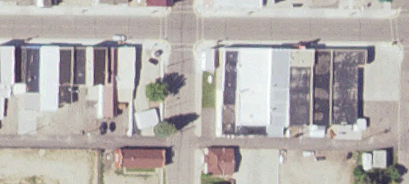 923 Broadway