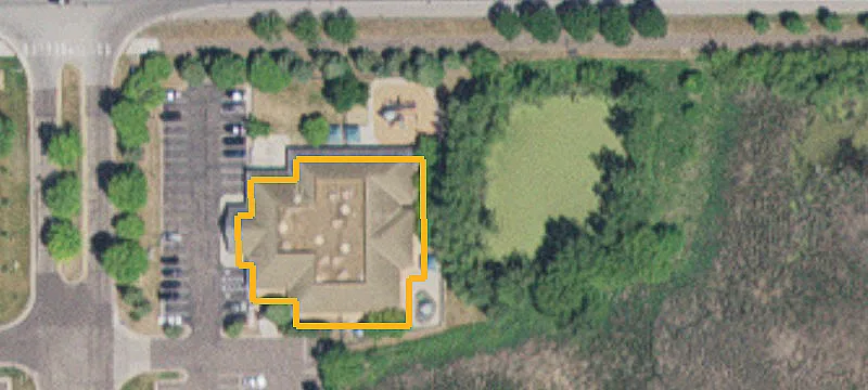 570 Oak Grv Pkwy