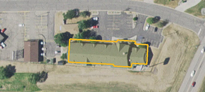 820 Shamrock Ln