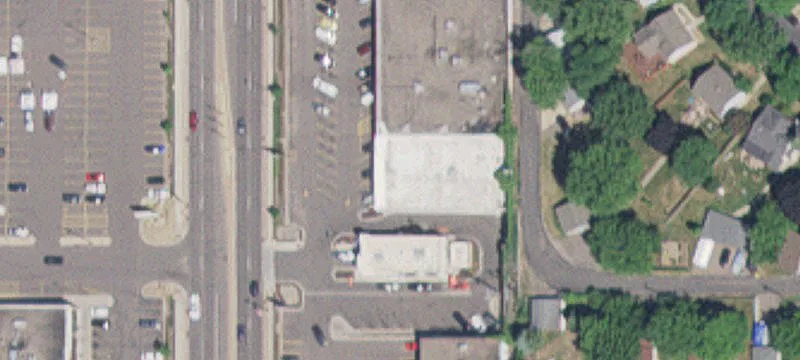 1214 Robert S St
