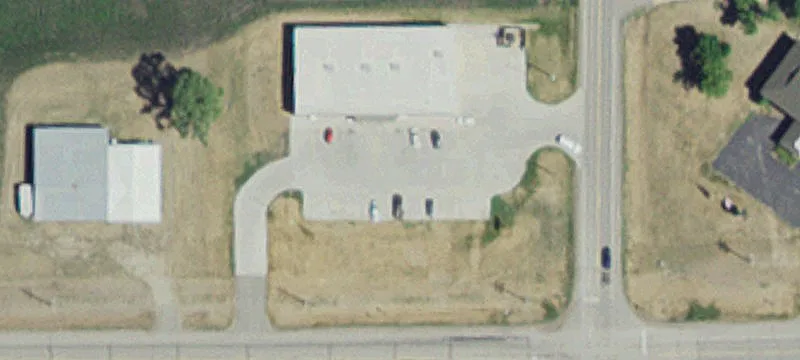 2210 Hwy 7th SW