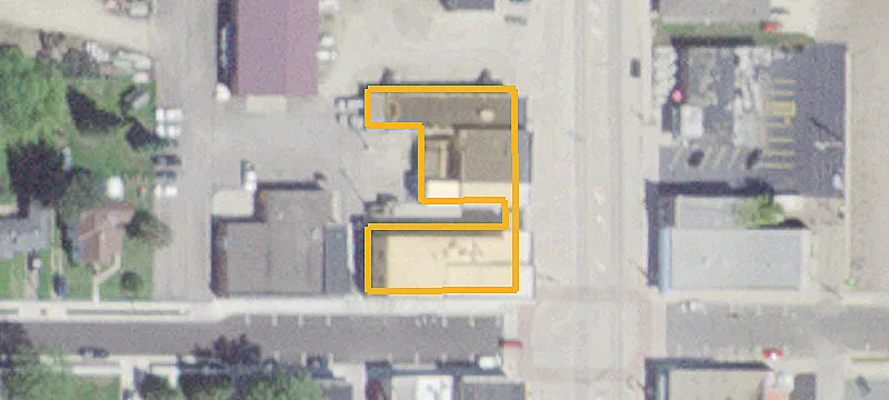 120 Main St