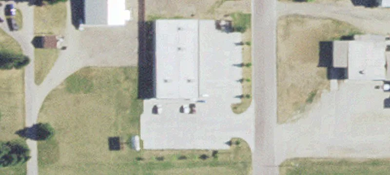 751 Hwy E Ave