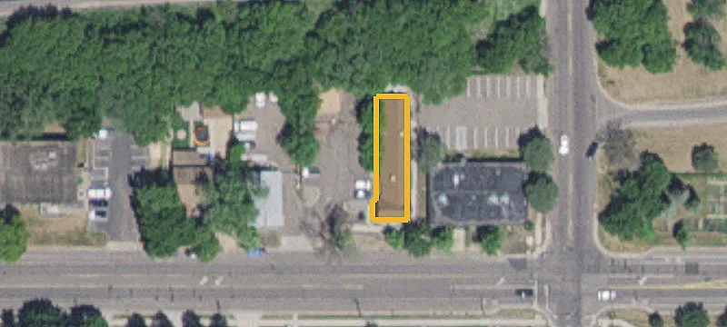 877 Jefferson Ave