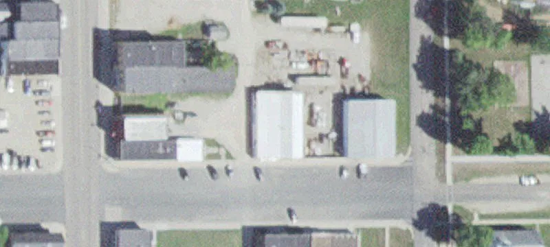 150 Walnut NE St