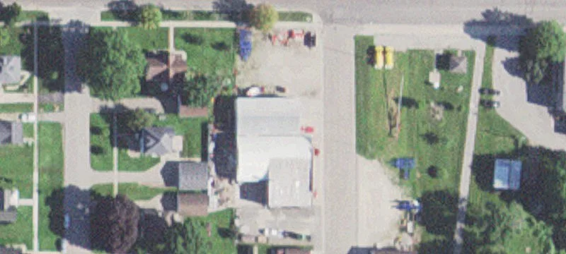 35 Ctr S Ave