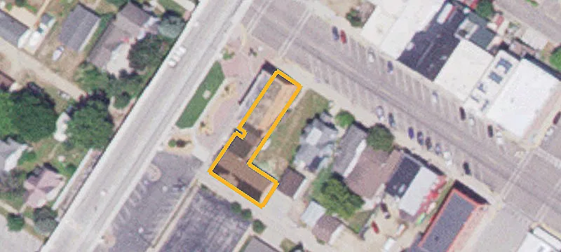 257 Main W St