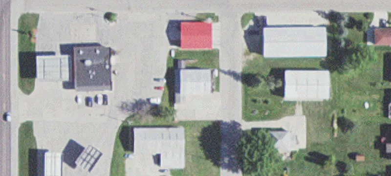 420 1st NE St