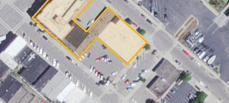 215 Ctr St