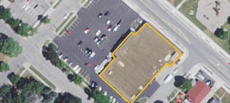 310 Lakeshore Dr
