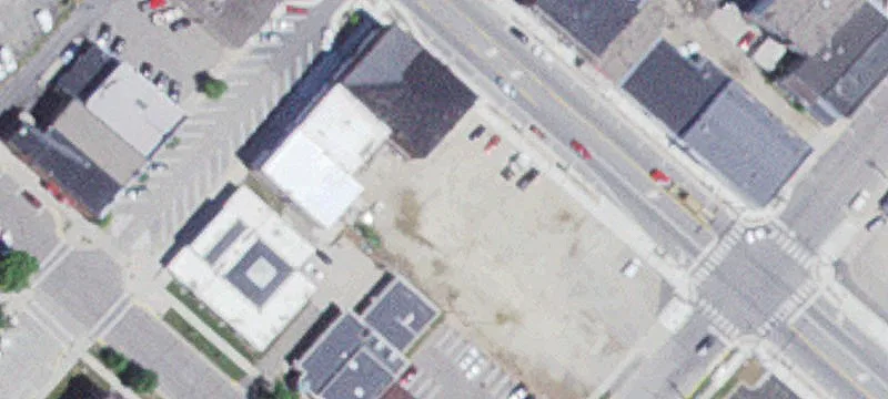 210 Lakeshore Dr