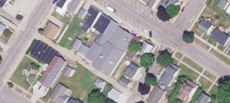 138 2nd E St