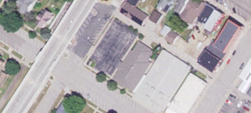 236 2nd W St