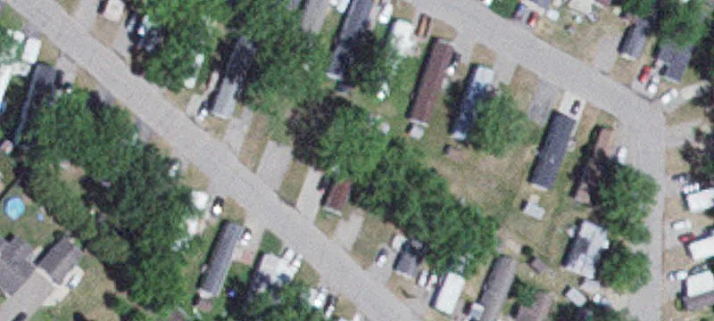 909 Lakewood Ave
