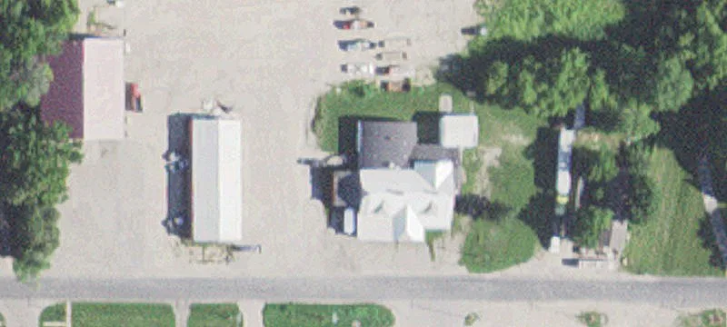 5 2nd NW St