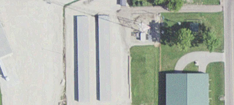 210 10th SW St