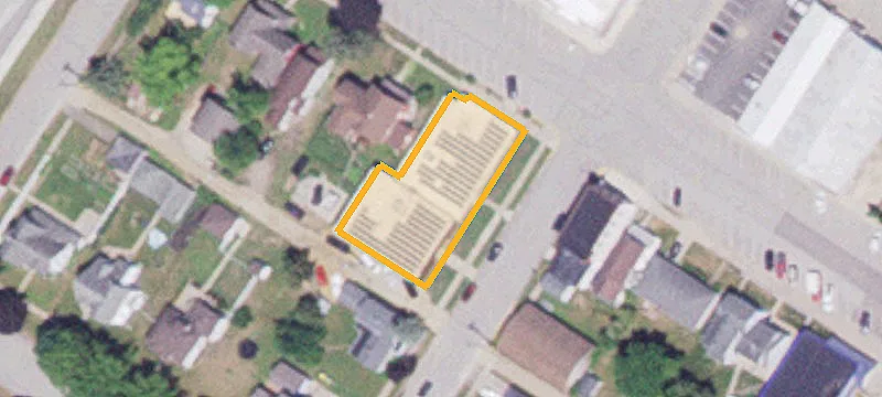 205 2nd W St