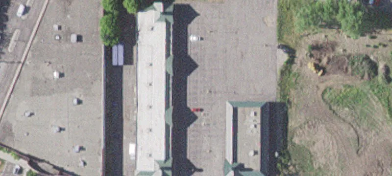 2077 Frontage N Rd