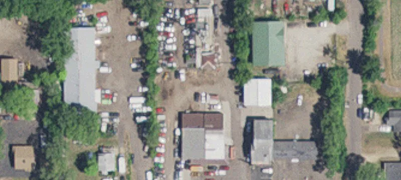 1221 Frost Ave