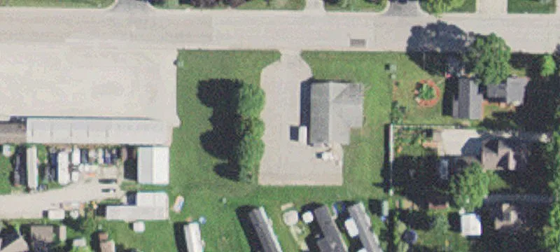 300 Tracy Rd