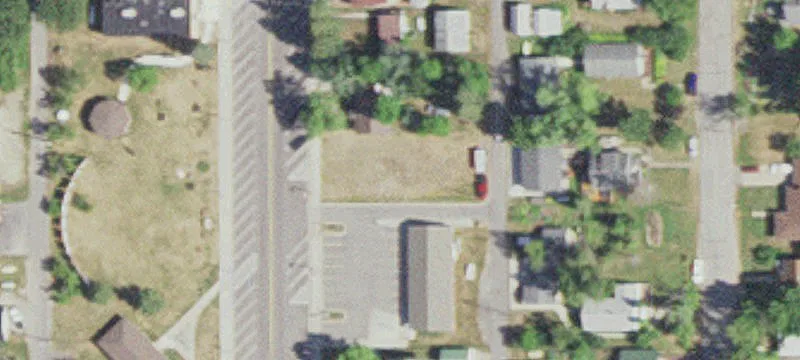 114 Riv St