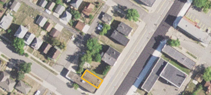 12 Broadway Ave