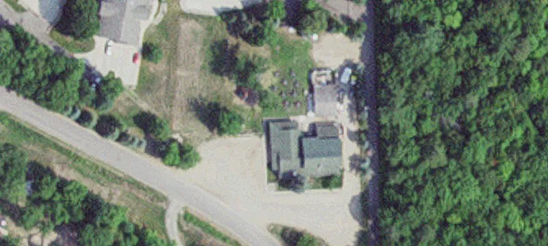 13726 Katrine Dr