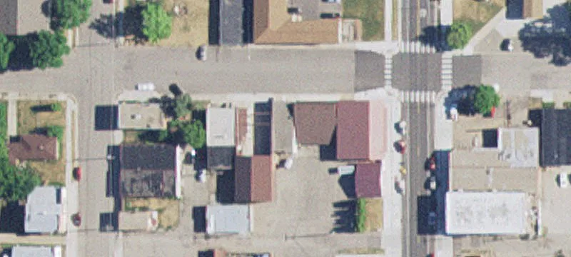 111 6th St
