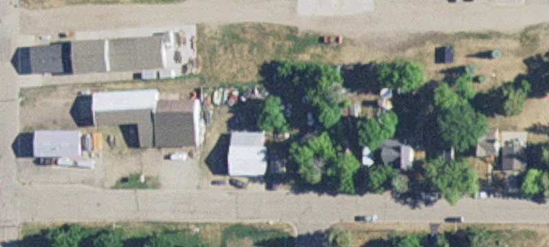 206 4th St