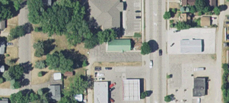615 Sibley Ave