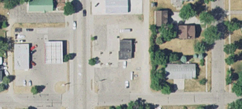 606 Sibley Ave
