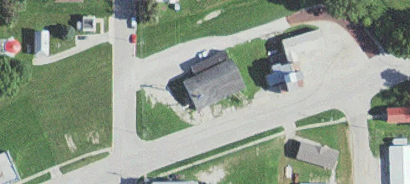 208 Frnt E St