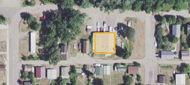 1140 Main St