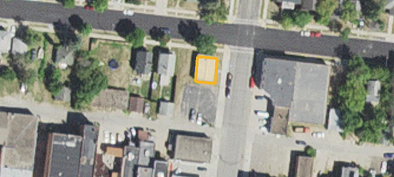 11 1st NW Ave