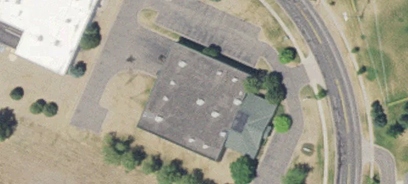 700 Lund Blvd