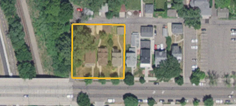 1209 Grand Ave