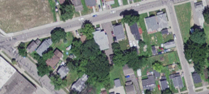 125 4th St
